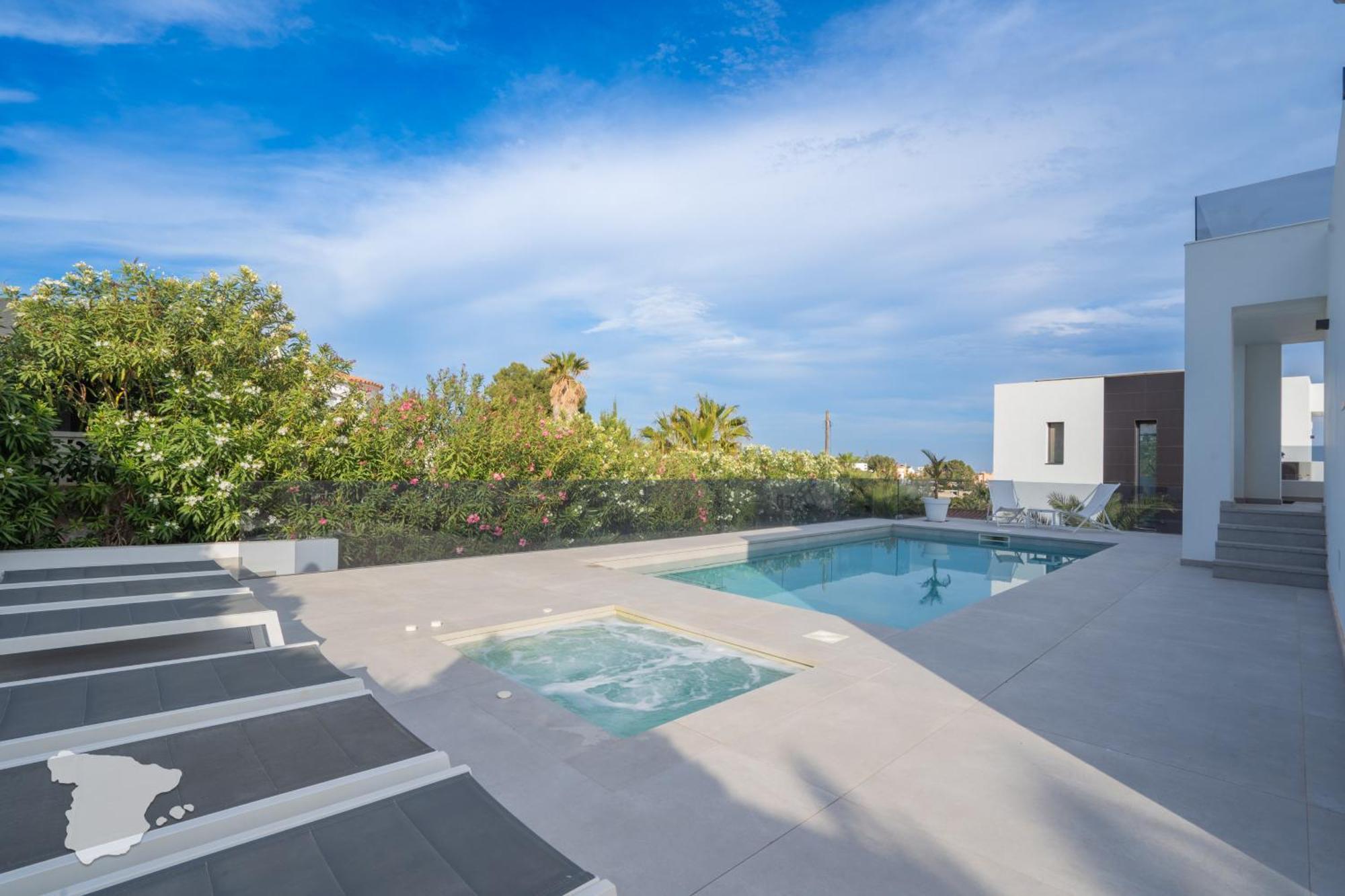 Villa Costablancadreams White Flamingo In *